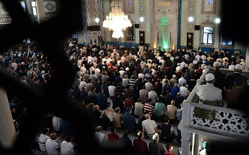 Ramazan Bayramı namaz saatleri açıklandı