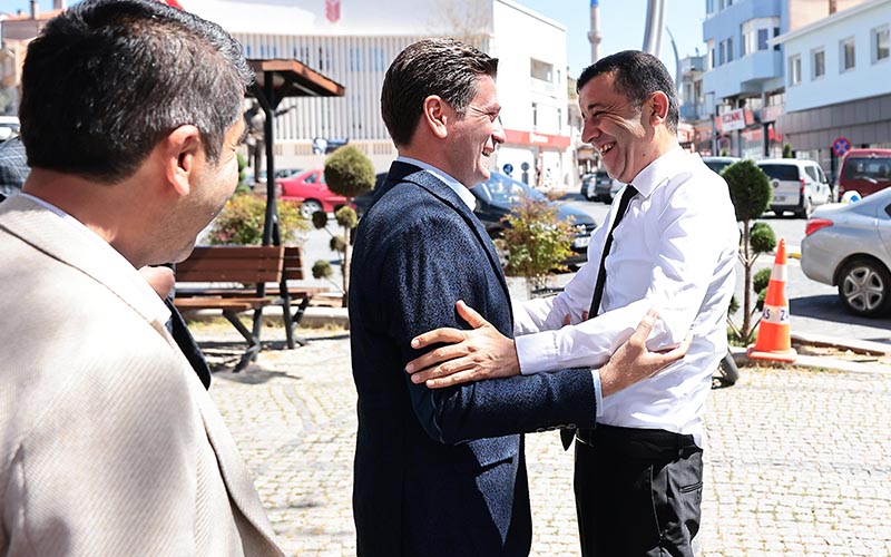 Çavuşoğlu: Kale ve Tavas, derman belediyecilik ile tanışacak