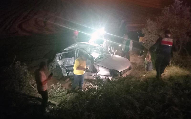 Denizli-Muğla karayolundaki kazada 2 kişi öldü, 4 kişi yaralandı
