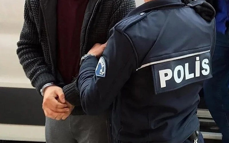 Yargıtay dolandırıcıya verilen cezayı az buldu