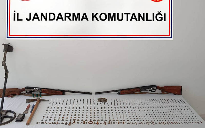 1.152 tarihi eser ele geçirildi