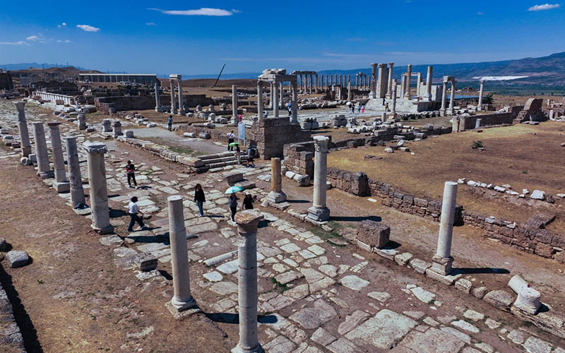 Laodikya kazılarında 5 bin üzerinde tarihi eser bulundu