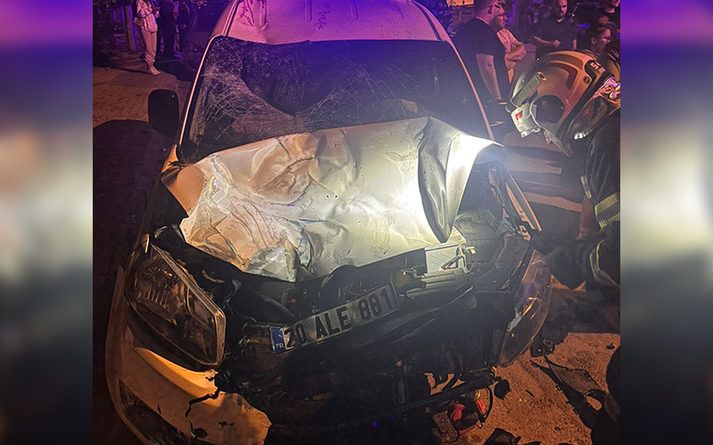 Otomobil ile motosiklet çarpıştı: 1 ölü, 1 yaralı
