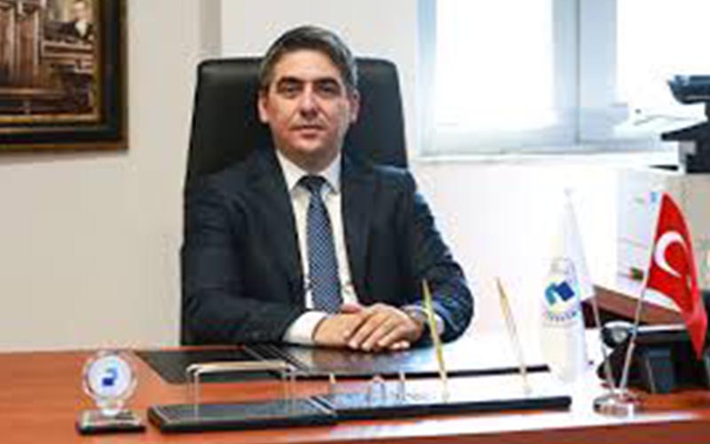 Kutluhan’a yardımcı dayanmıyor, 5.yardımcı da istifa etti