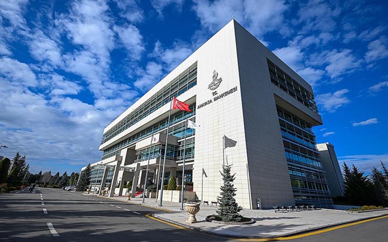 AYM, dilekçede kullanılan ifadeler nedeniyle iş akdinin feshini hak ihlali saydı