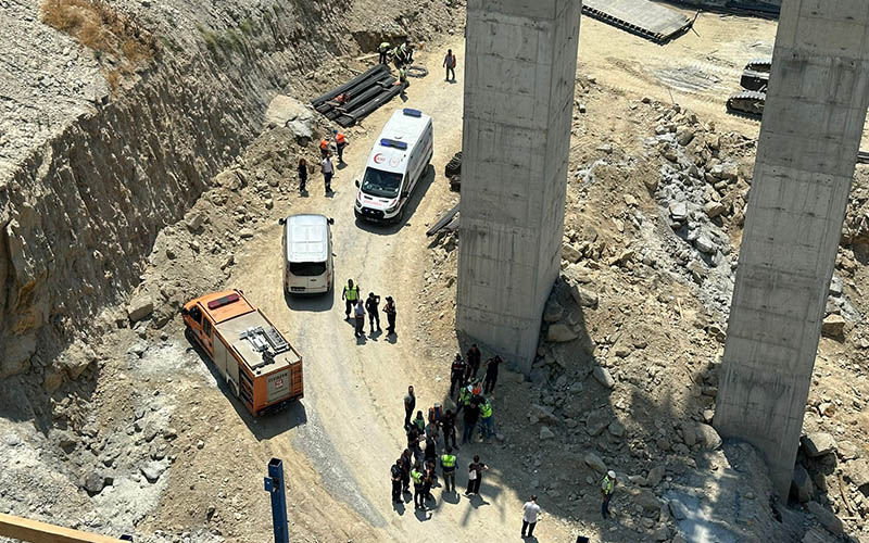 Aydın-Denizli otoyolundaki iş kazasında 1 işçi öldü