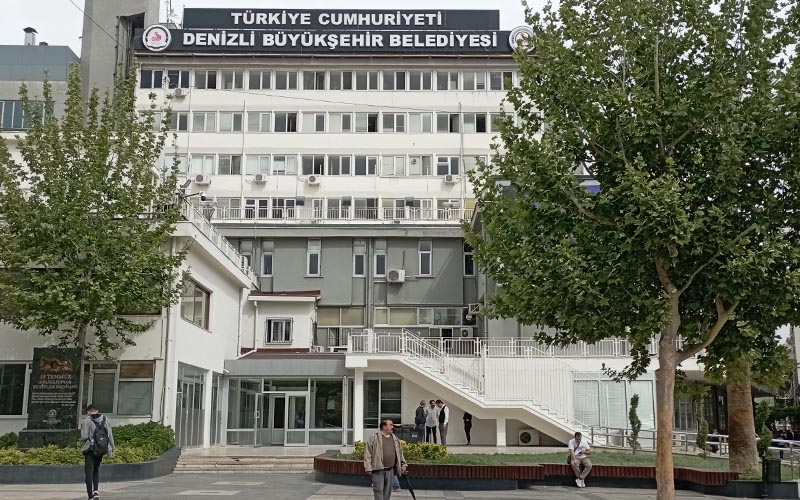 Çavuşoğlu: Denizlispor’a maddi kaynak aktarmayacağız