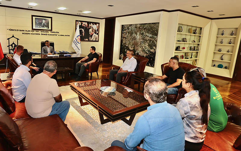 Denizli Büyükşehir Belediyesi PERAŞ işçilerine seyyanen zam