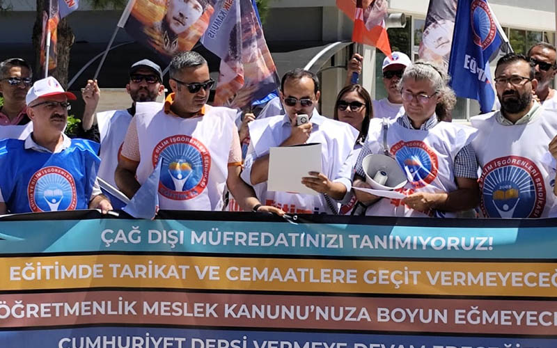 Eğitim-İş Sendikasından Öğretmenlik Meslek Kanunu’na tepkiler sürüyor