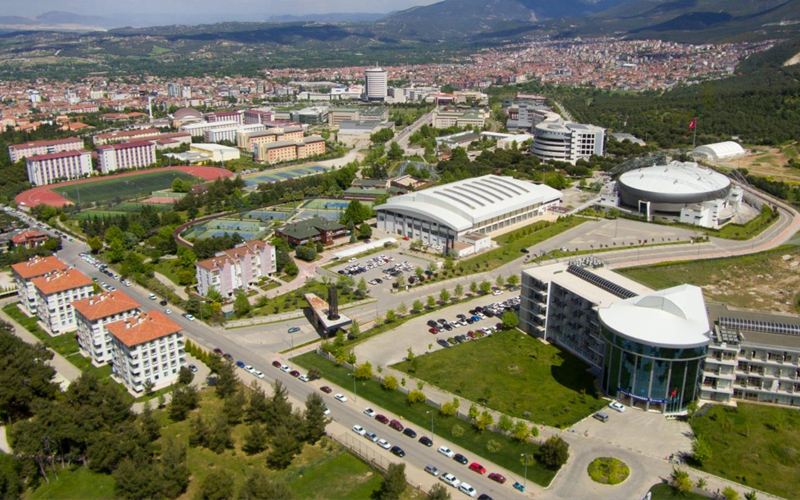 PAÜ memnuniyeti artırmak için ödüllü ankete yöneldi