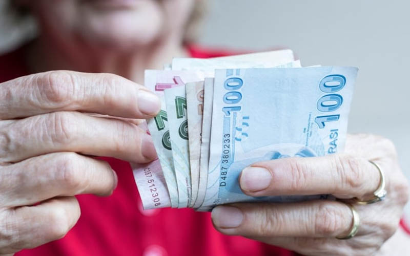Emekli aylığı farklarının ödeneceği tarih açıklandı