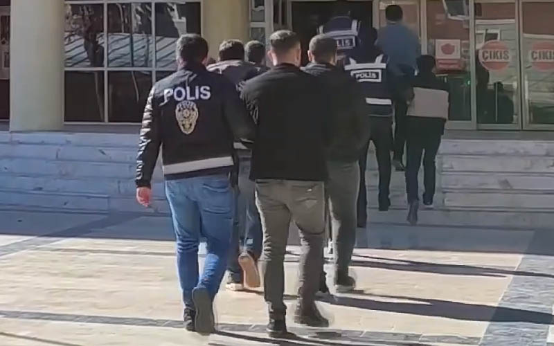 Dolandırıcılık operasyonunda 10 şüpheli yakalandı
