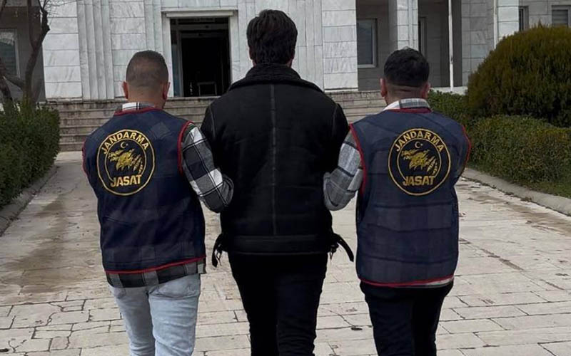 12 yıl hapis cezasıyla aranan firari hükümlü yakalandı