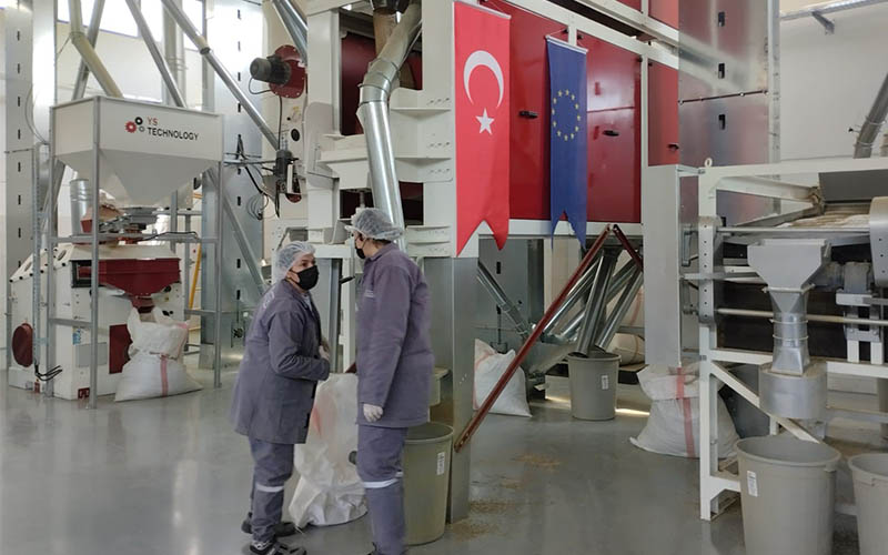 Emekli oldu, 6,5 milyon TL’ye aromatik bitki işleme tesisi kurdu