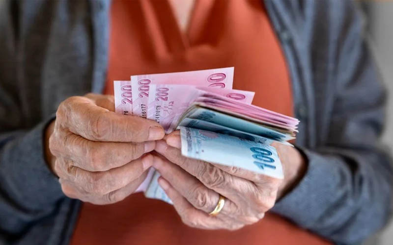 Emekli maaş farklarını ödeneceği tarih belli oldu