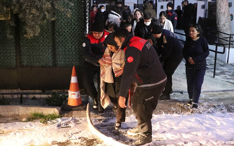 Engelli bakım merkezinde yangın çıktı