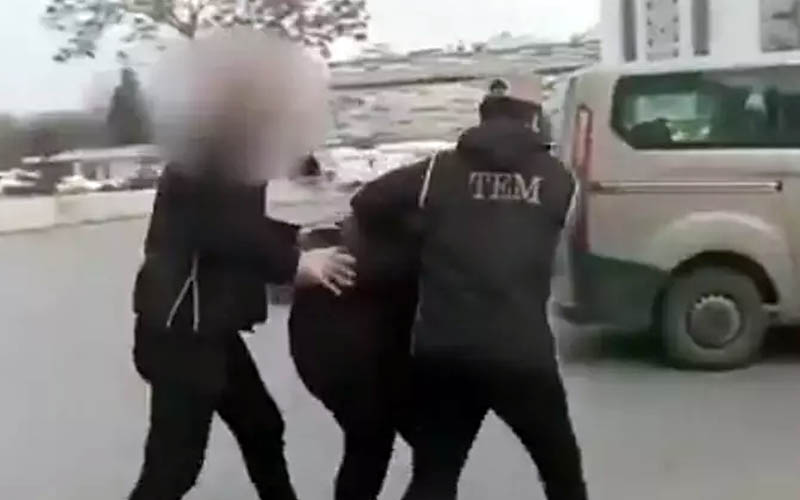 FETÖ’ye kıskaç operasyonu: 103 şüpheli yakalandı