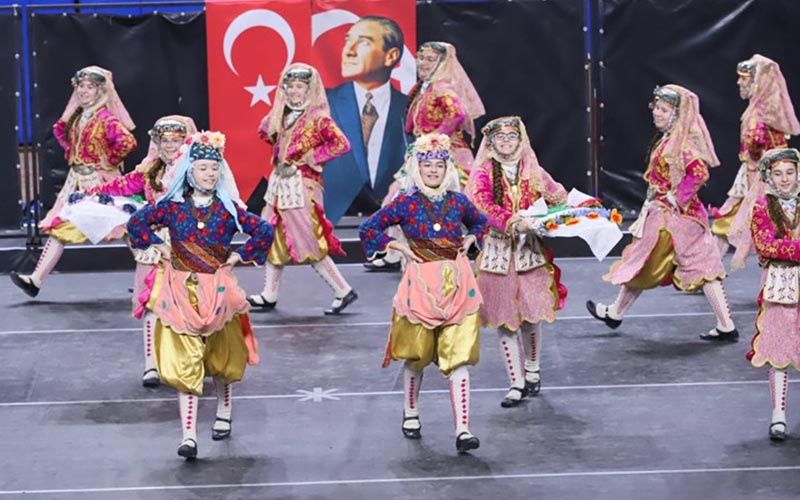 Halk Oyunları İl Birinciliği Yarışması yapıldı
