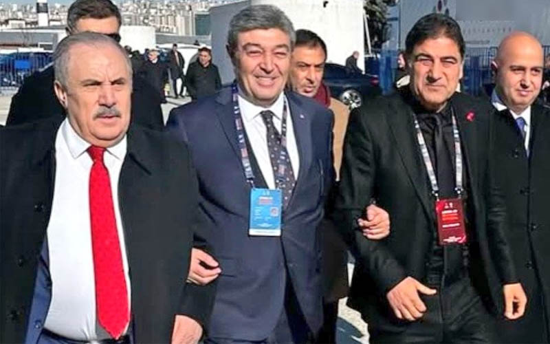 Öztürk’ten Karaman’a dolar simgeli ‘profe$yonel vekil olmuş’ göndermesi