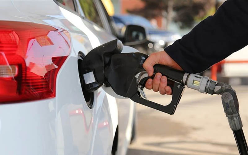 Motorine büyük zam geldi, benzinde de fiyat değişti