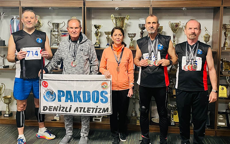 Denizlili masterlar, Türkiye Şampiyonası’nda 10 madalya kazandı