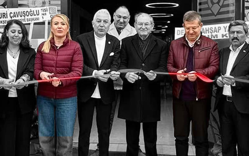 Merkezefendi’nin halef selef başkanları ilk kez aynı fotoğraf karesinde