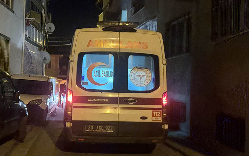 Oğlunu bıçakla yaralayan baba tutuklandı