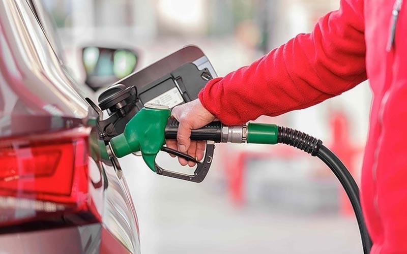 Benzine zam geliyor