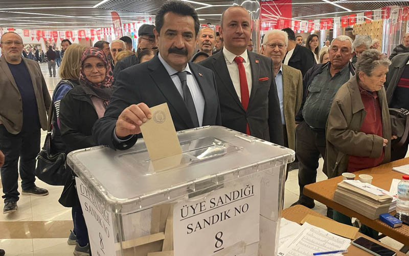 Ertemur: Demokrasiye sahip çıkmaya devam edeceğiz