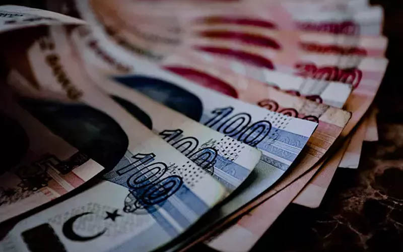Emekliye bayram ikramiyesi komisyondan geçti