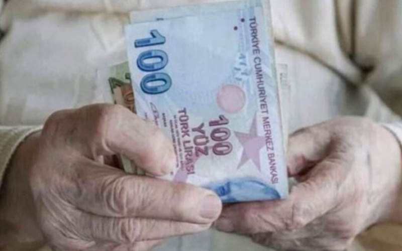 Emeklilerin bayram ikramiyesinin ödeneceği tarih açıklandı