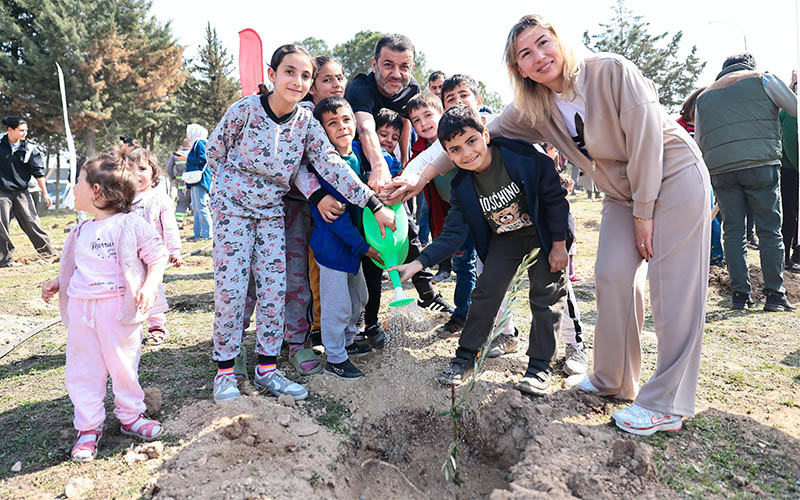 Cinayete kurban giden 445 kadın anısına fidanlar toprakla buluştu