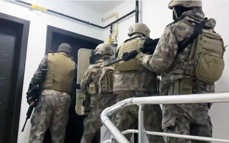Operasyonlarda 1 ton 444 kilo uyuşturucu ele geçirildi