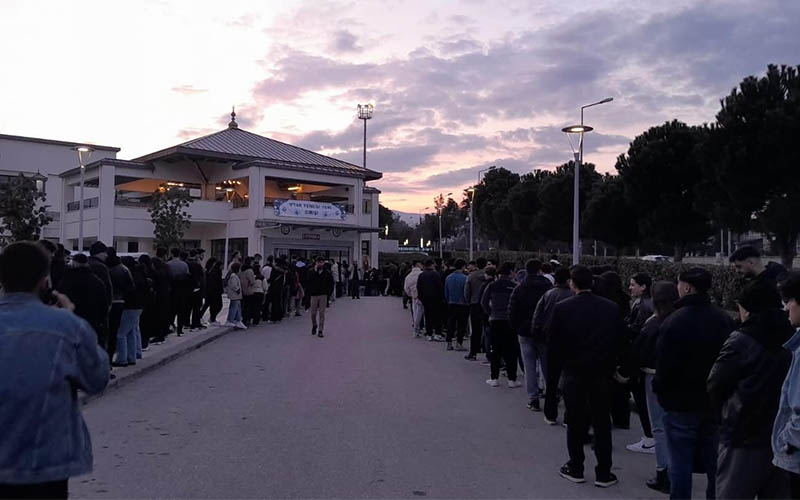 Denizli OSB’nin geleneksel etkinliğinde her gün 3 bin öğrenci iftar yapıyor