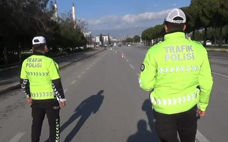 Trafikte bu suçun karşılığı 6 ay hapis 50 bin lira para cezası