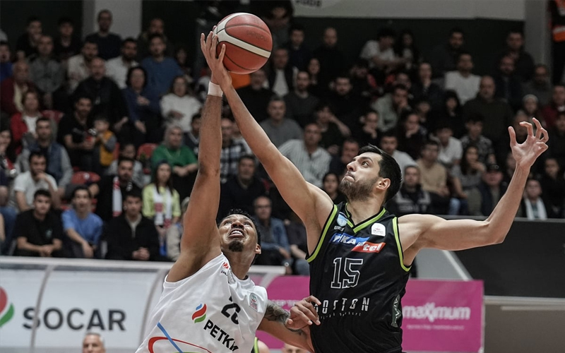 Ateş hattını ilgilendiren maçta Merkezefendi Basket kaybetti