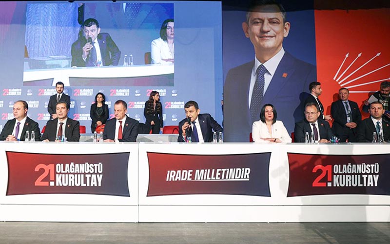 Çavuşoğlu: Millet, sandığın önüne getirilmesi için sonuna kadar mücadele edecektir