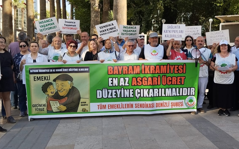 Emekliler: Maaşımızı memur maaşına eşitleyin