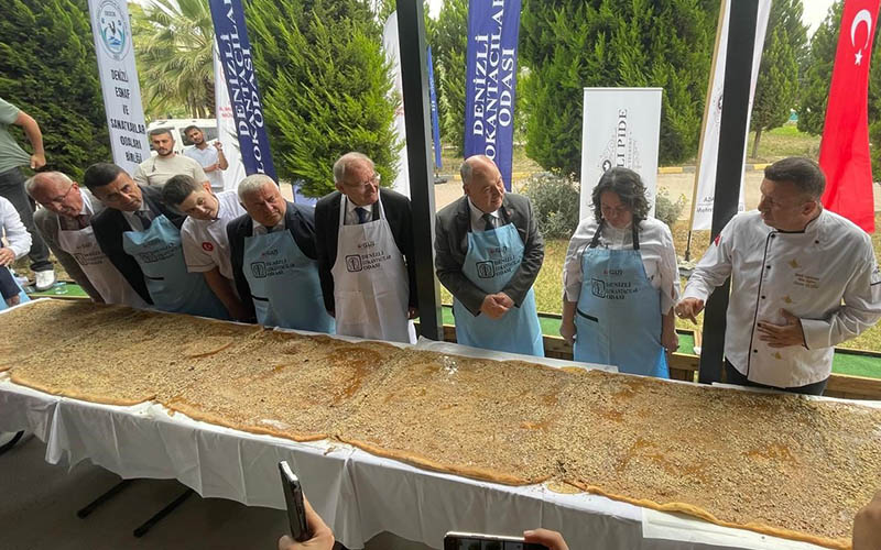 Gastronomi yarışmasında Denizli yemekleri tanıtıldı