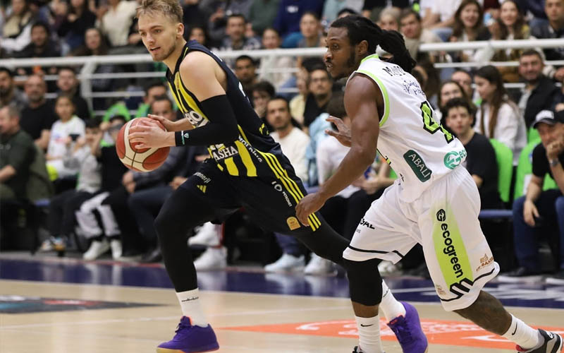 Merkezefendi Belediyesi Basket, lider Fenerbahçe’yi yendi: 79-63