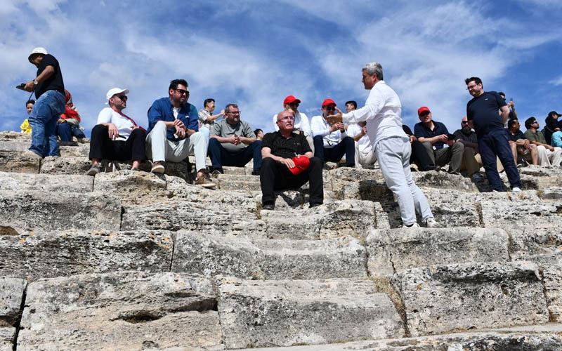 15 ülkeden tur operatörleri Pamukkale’ye geldi