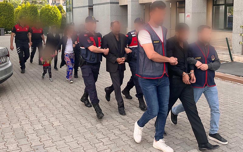 Çalınan altınlar gizli bölmede bulundu