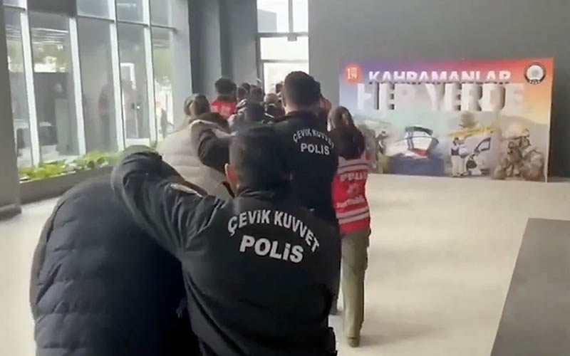Dolandırıcılık operasyonlarında 181 kişi tutuklandı