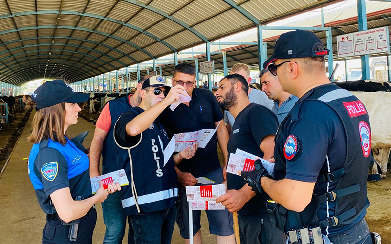 Kurban pazarında sahte para denetimi