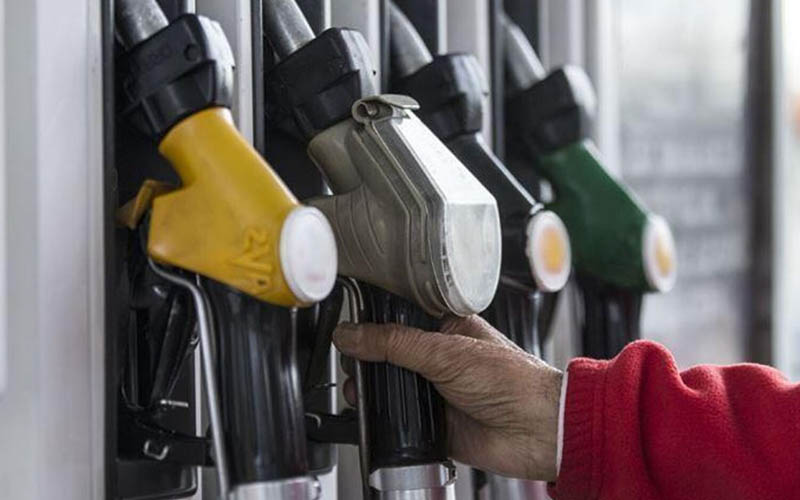 Benzin ve motorine yeni zam geliyor