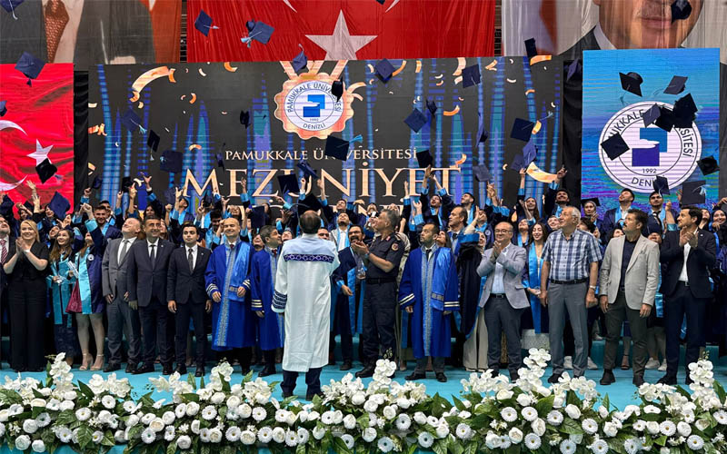 PAÜ 7 bin 950 mezun verdi