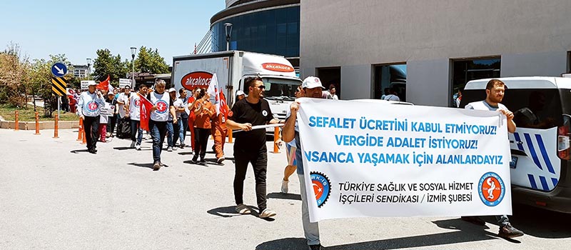 PAÜ Hastanesi işçileri yürüyüş yapıp, zam istedi