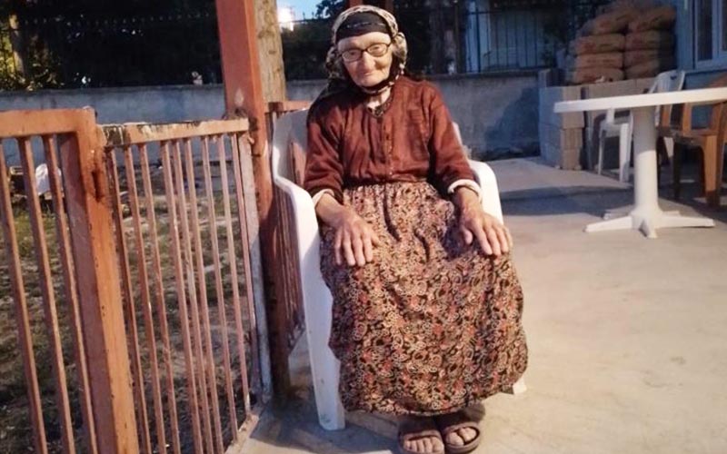 Şehit annesi vefat etti