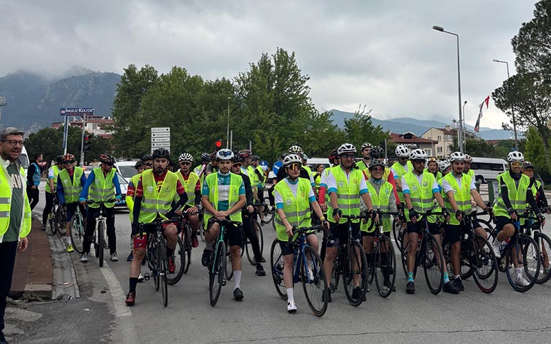 Pedallar sağlıklı yaşam için çevrildi
