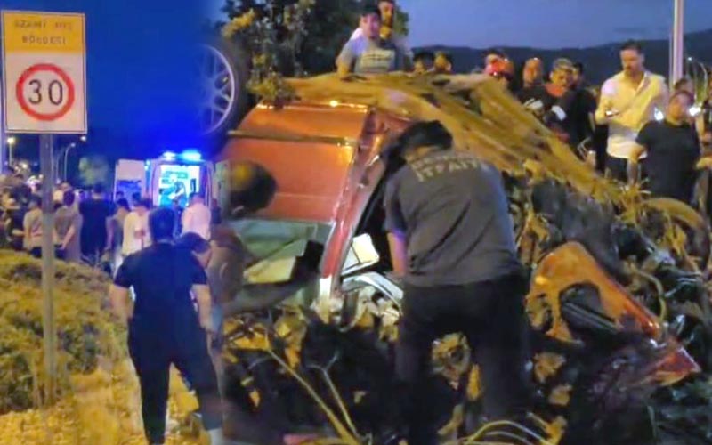 Hurdaya dönen otomobilden sürücüyü çıkarmak için zamanla yarıştılar